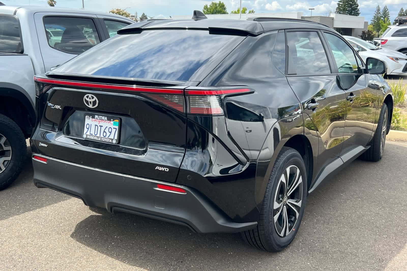 Certified 2024 Toyota bZ4X AWD w/ Weather Package image 4