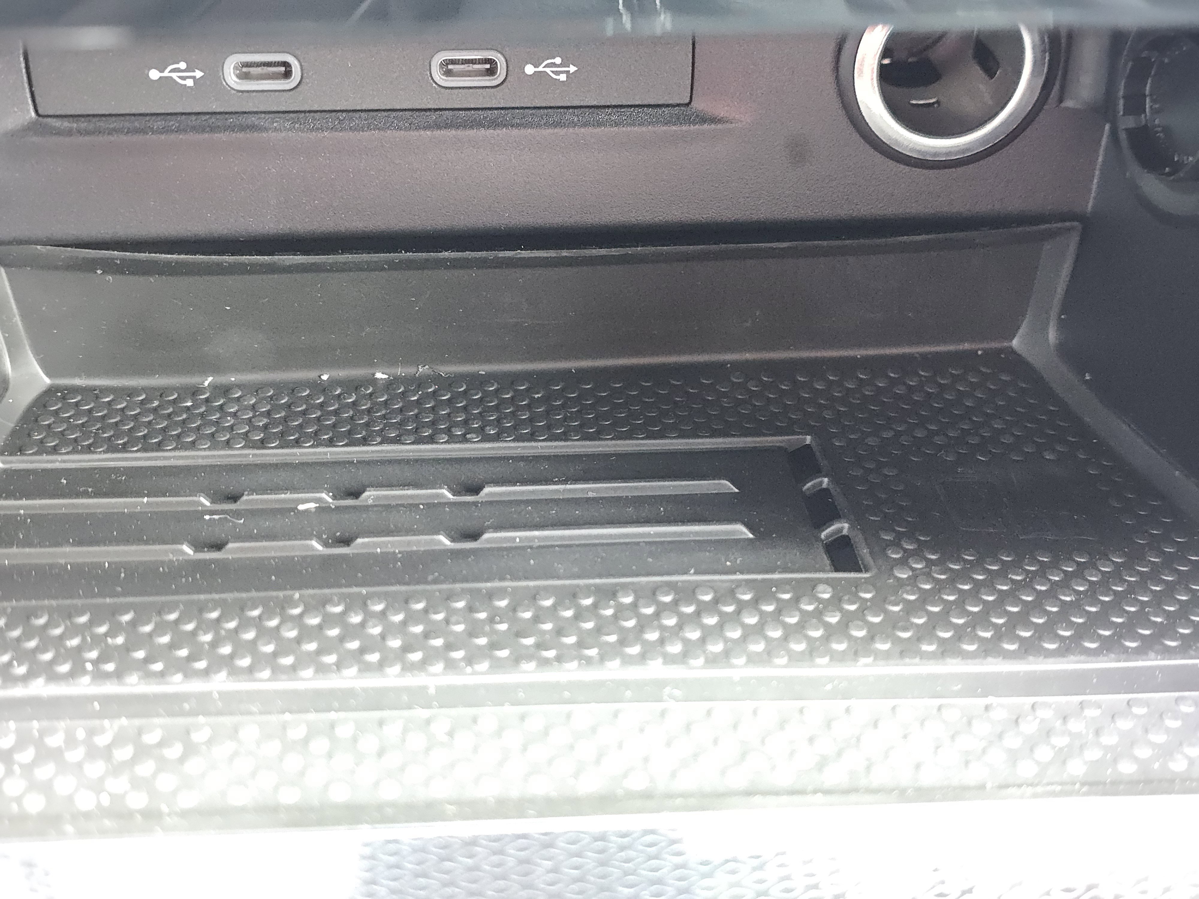 New 2026 Volkswagen Taos SE AWD/4WD image 13