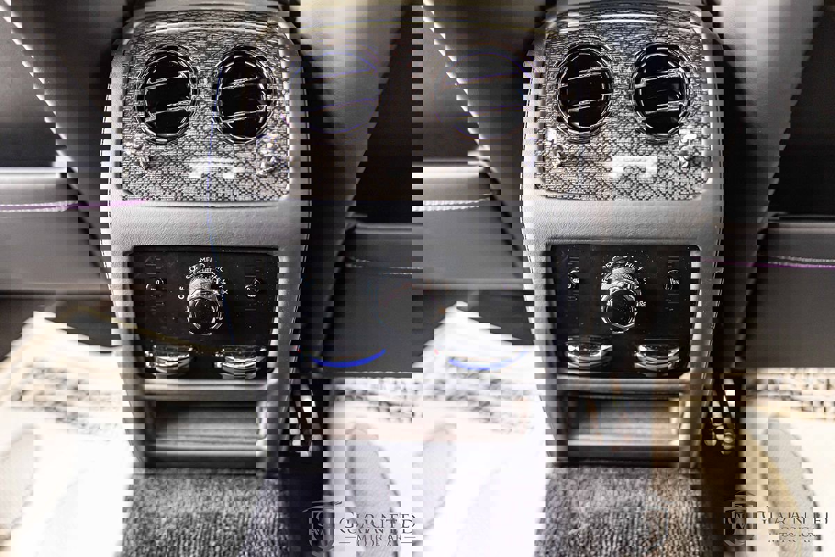 Used 2024 Rolls-Royce Ghost Black Badge image 47