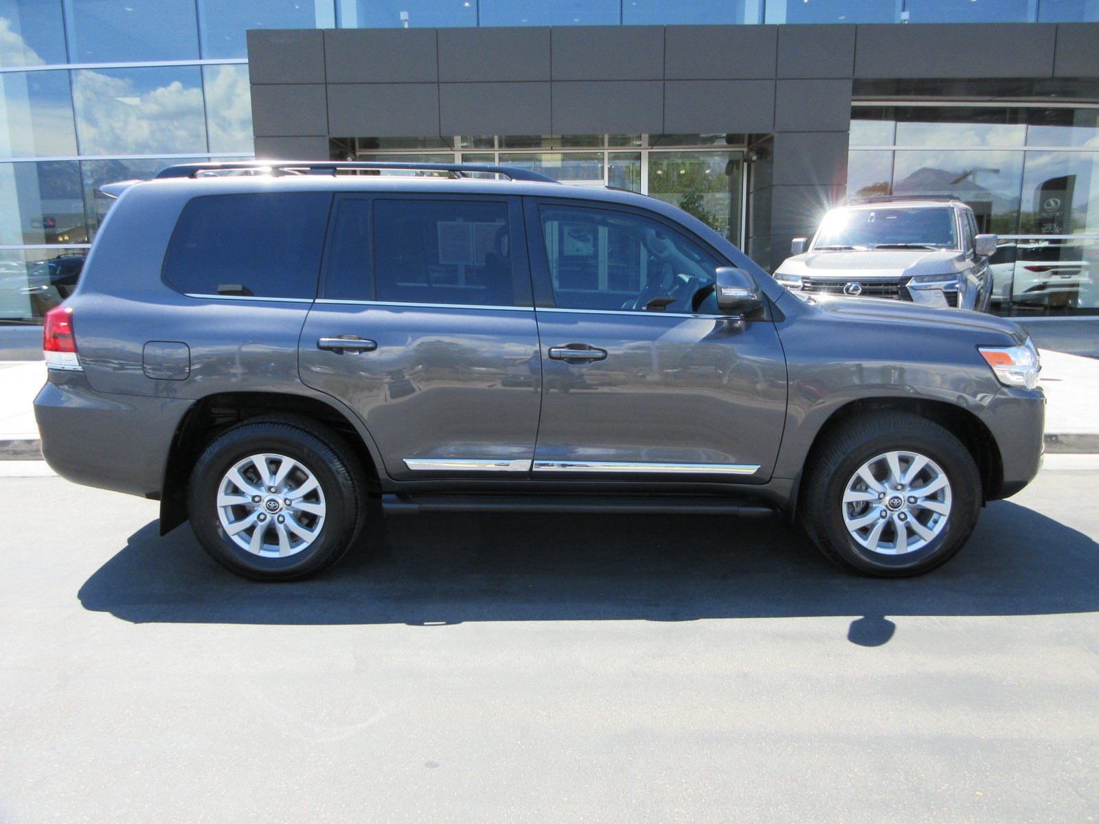 Used 2021 Toyota Land Cruiser AWD/4WD image 11