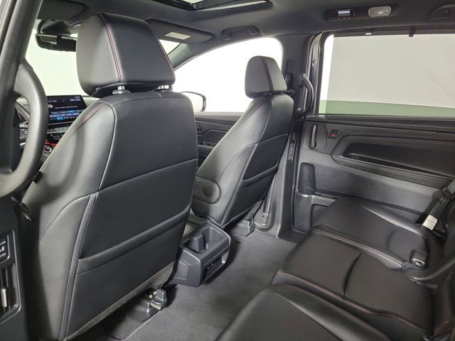 Used 2025 Honda Odyssey Sport-L image 11