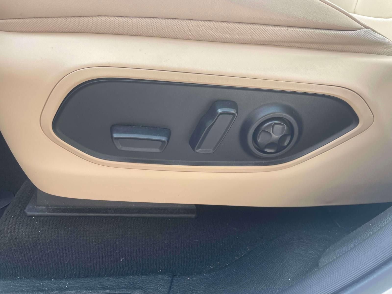 Used 2022 Jeep Grand Cherokee L Limited AWD/4WD image 19