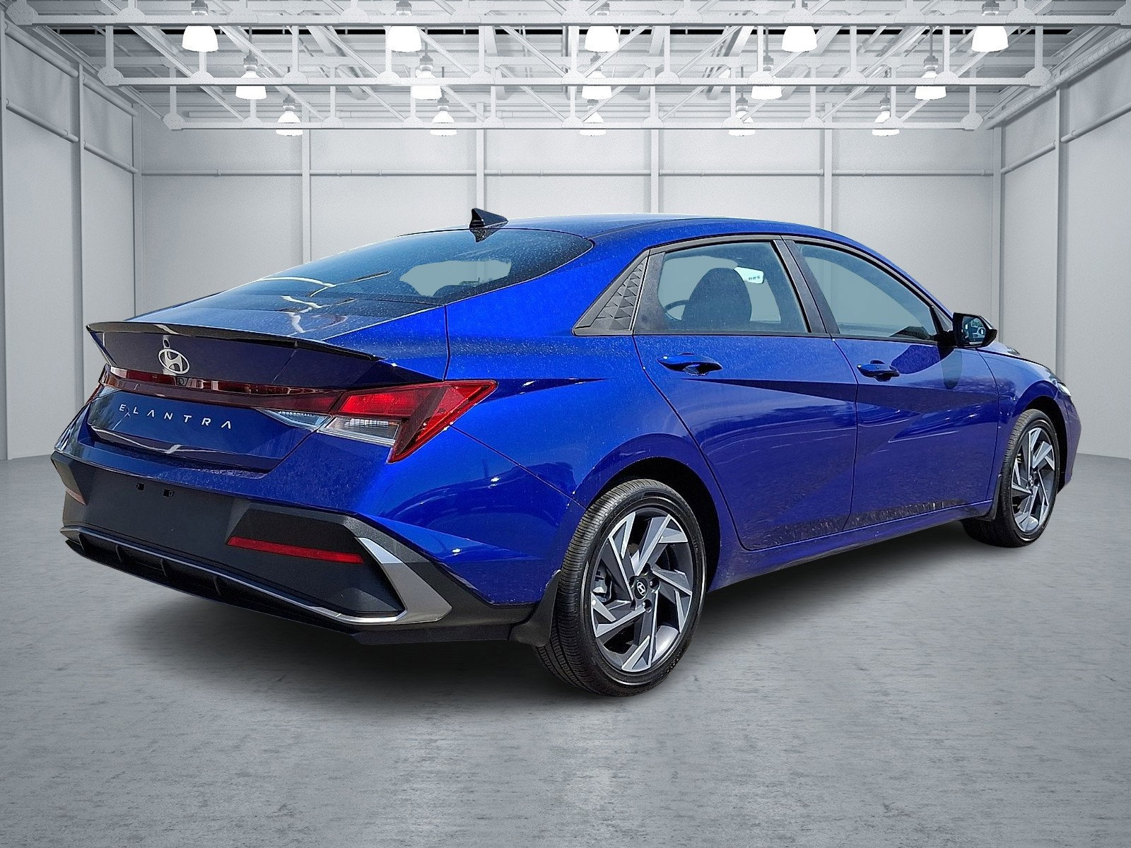 Certified 2025 Hyundai Elantra Sport FWD image 6