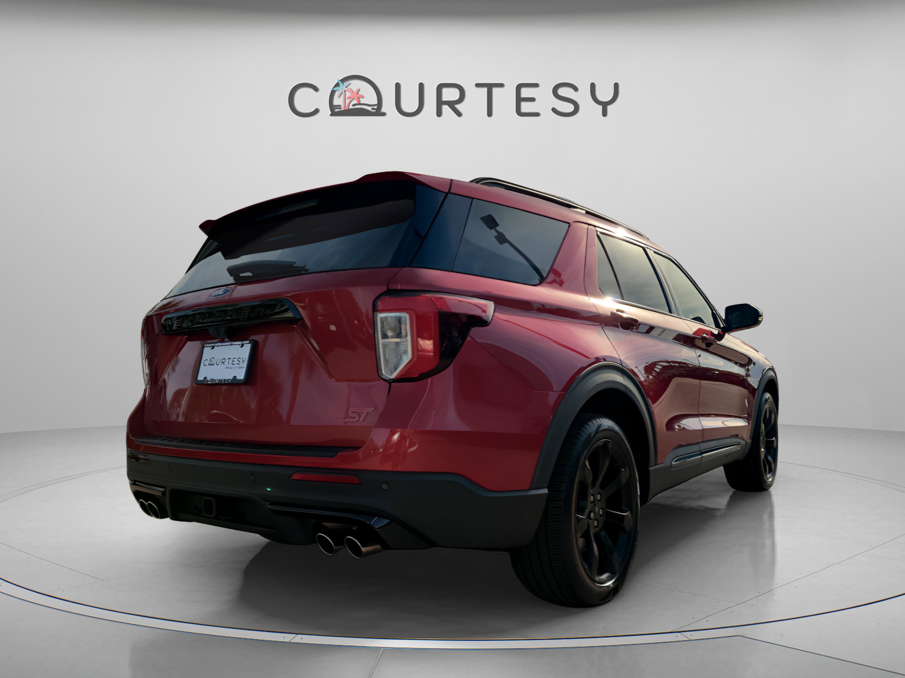 Used 2023 Ford Explorer ST w/ Equipment Group 401A image 5