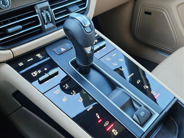 Used 2023 Porsche Macan S image 12