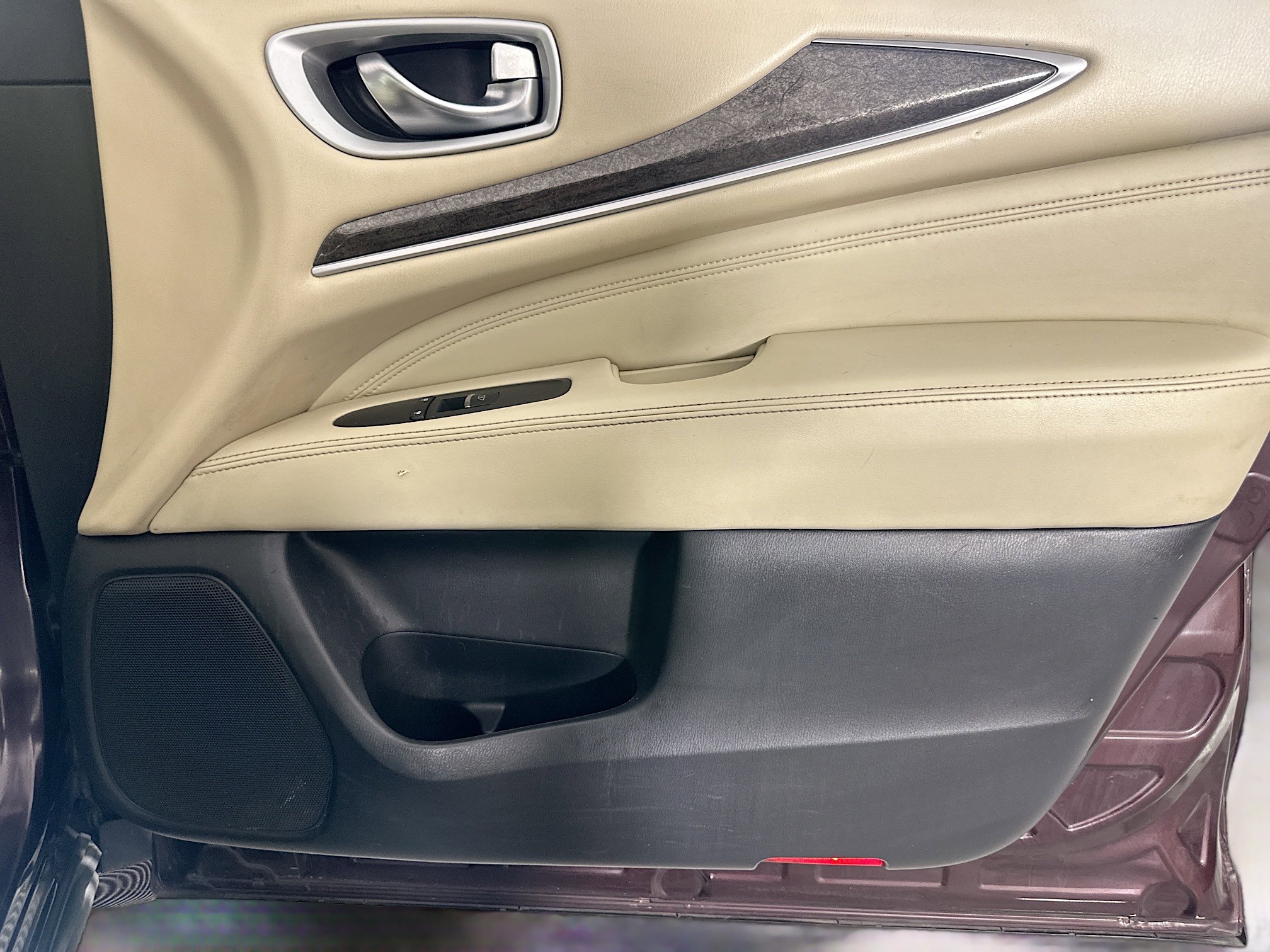 Used 2015 INFINITI QX60 FWD w/ Premium Plus Package image 34