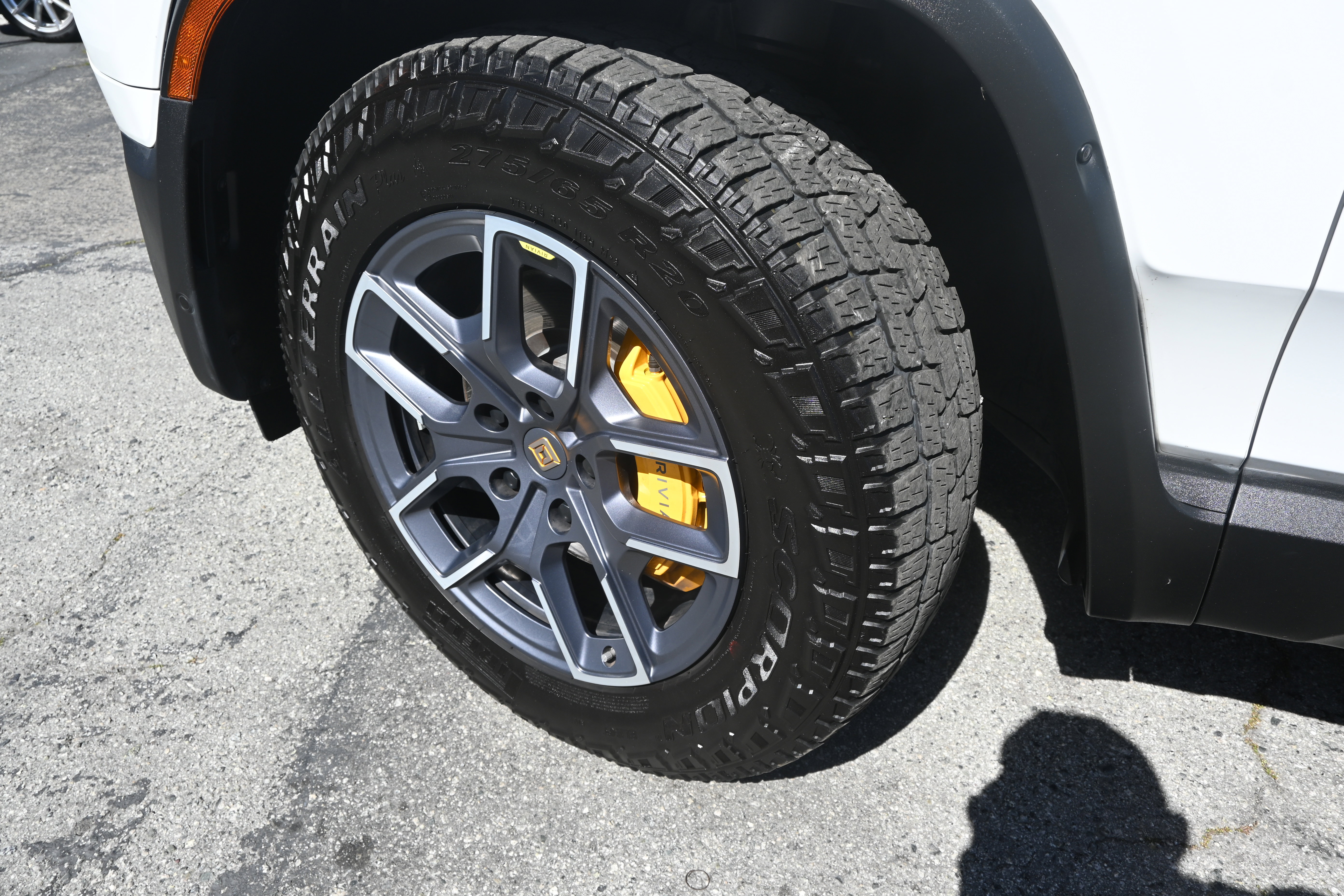 Used 2023 Rivian R1T Adventure image 26