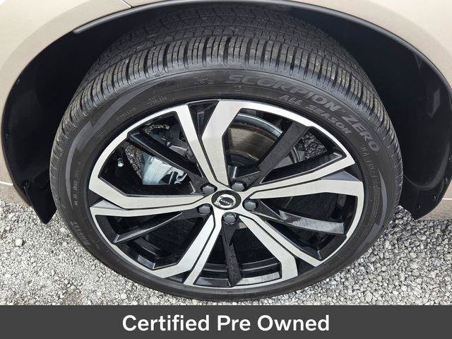 Used 2024 Volvo XC60 B5 Ultimate w/ Protection Package Premier AWD/4WD image 9