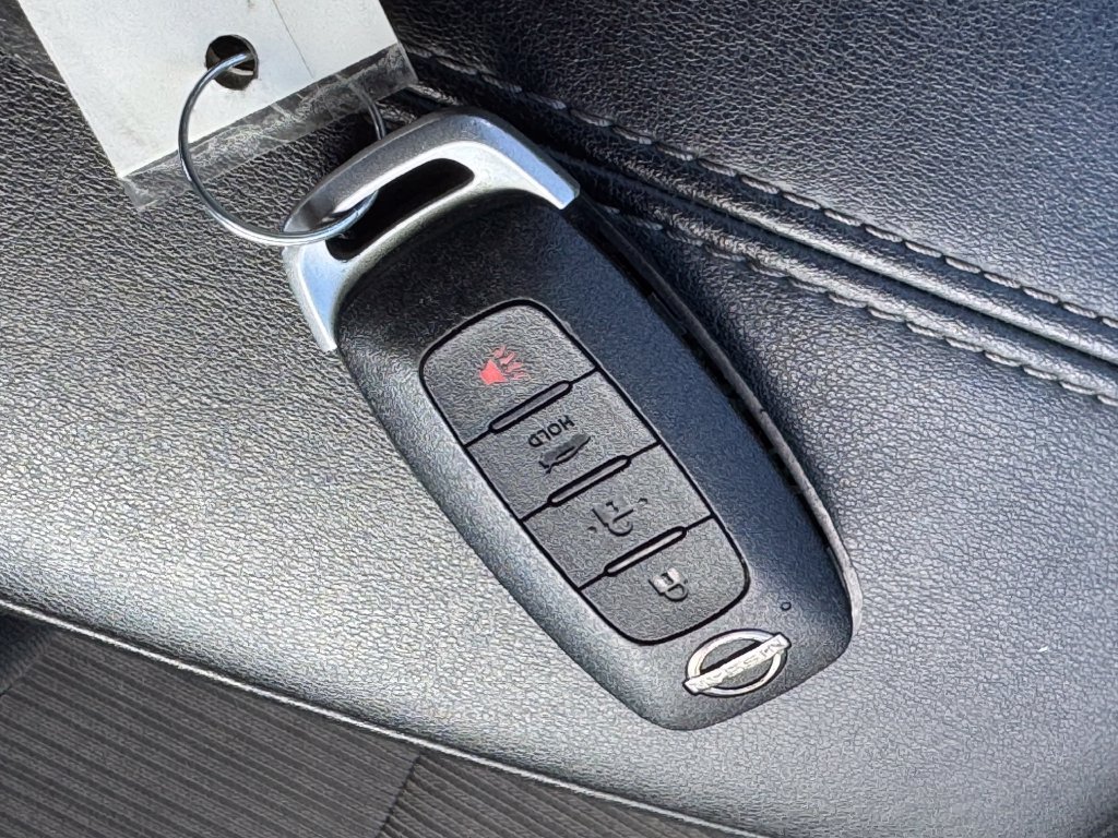 Used 2024 Nissan Sentra SV FWD image 31