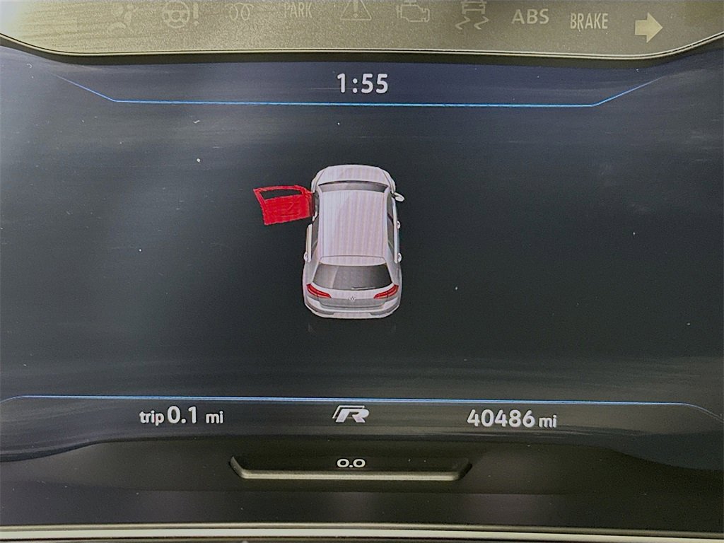 Used 2019 Volkswagen Golf R 4-Door image 12