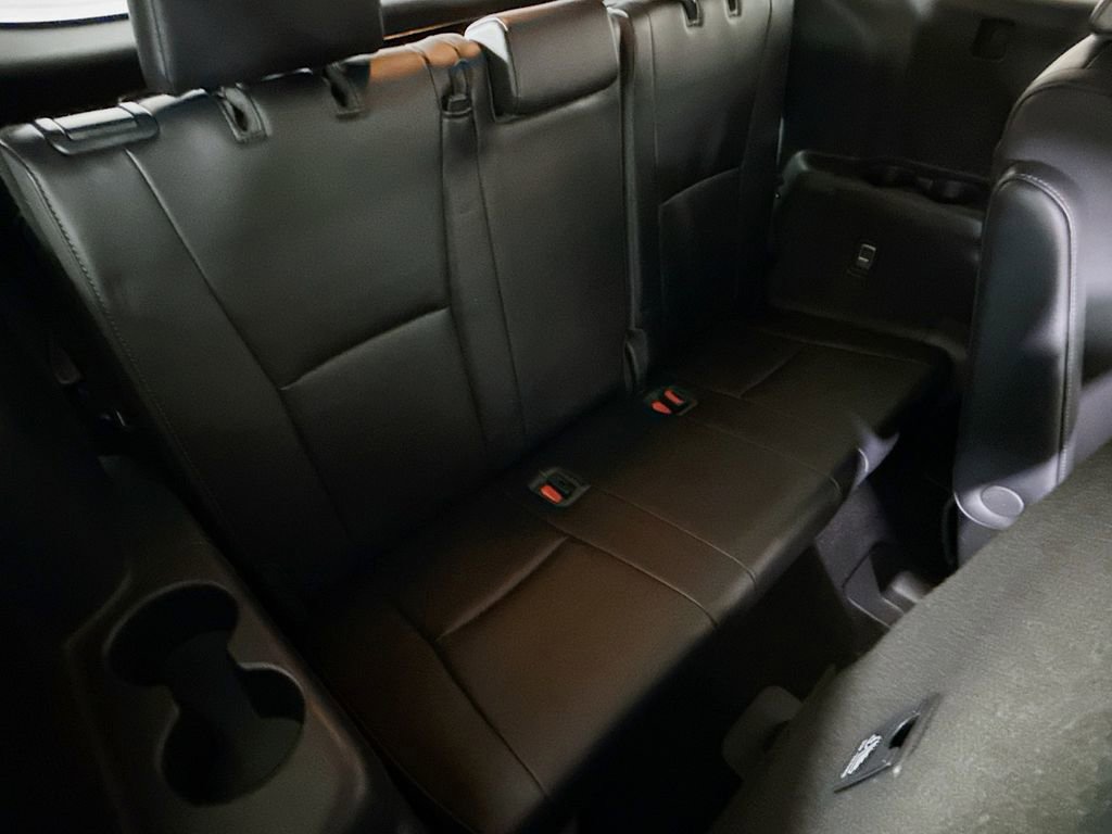 Certified 2021 Toyota Highlander Platinum image 33