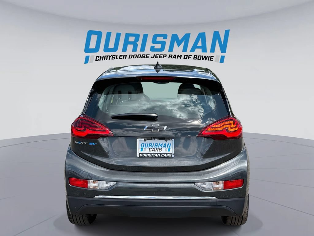 Used 2020 Chevrolet Bolt LT FWD image 3