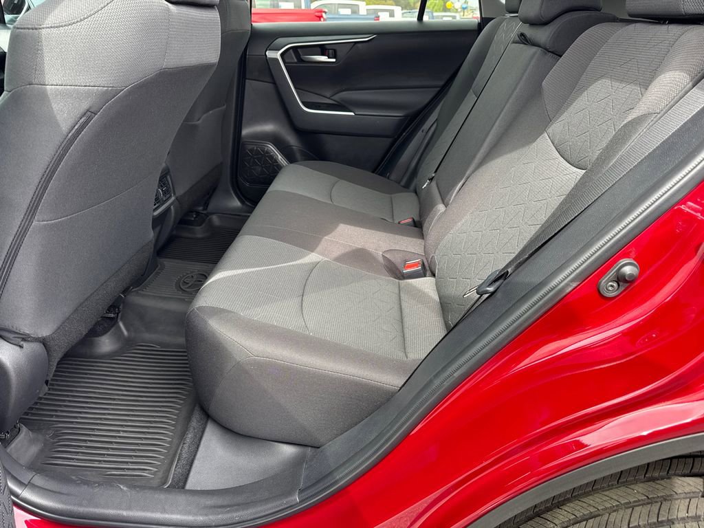 Used 2024 Toyota RAV4 XLE w/ Convenience Package image 22