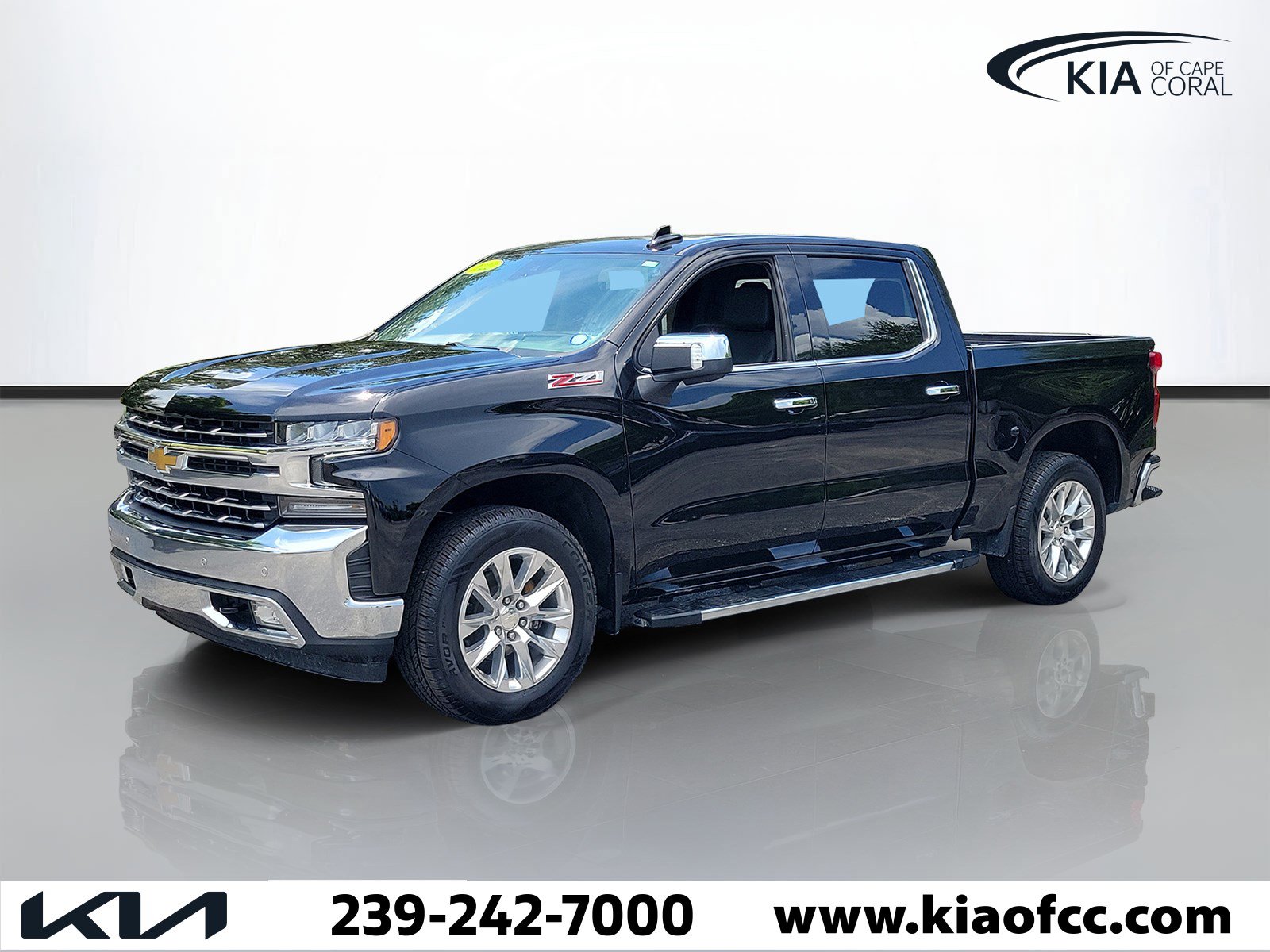 Used 2022 Chevrolet Silverado 1500 LTZ w/ LTZ Premium Package AWD/4WD image 3