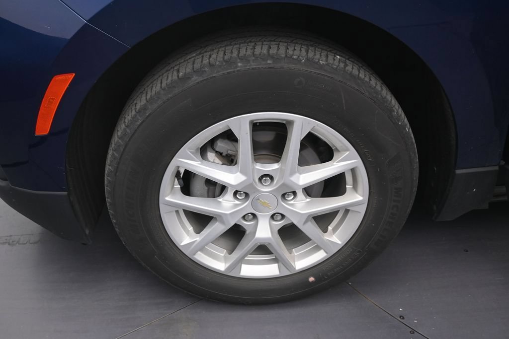 Used 2022 Chevrolet Equinox LS FWD image 11