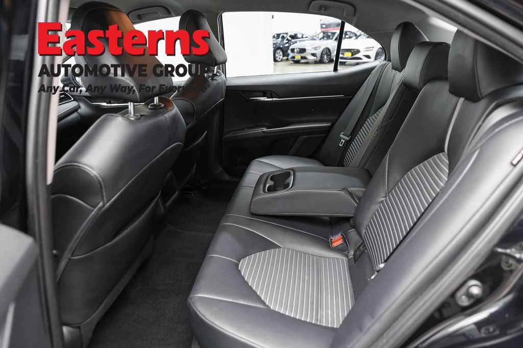 Used 2023 Toyota Camry SE FWD image 22