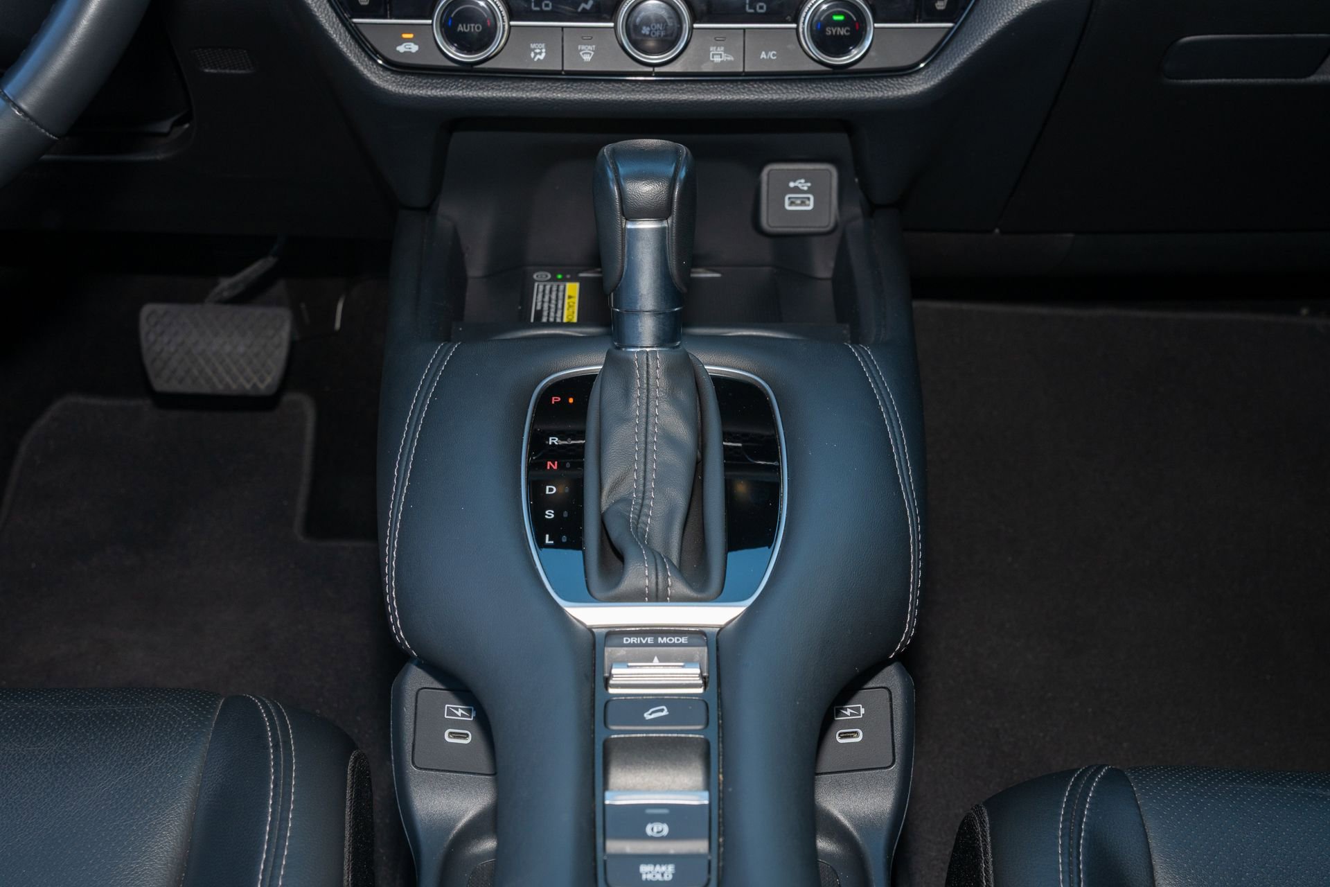 Certified 2025 Honda HR-V EX-L image 24