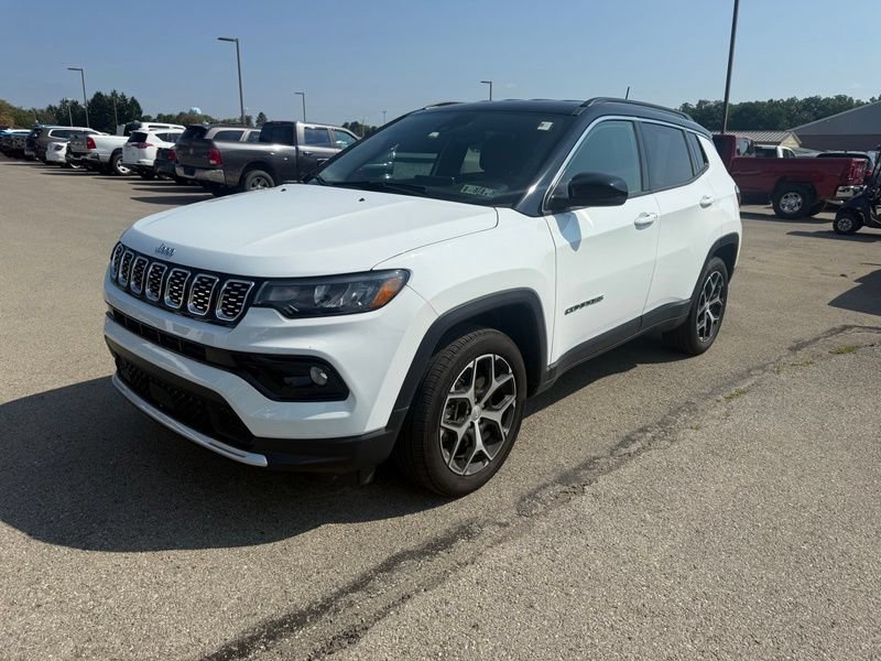 Used 2024 Jeep Compass Limited AWD/4WD image 2