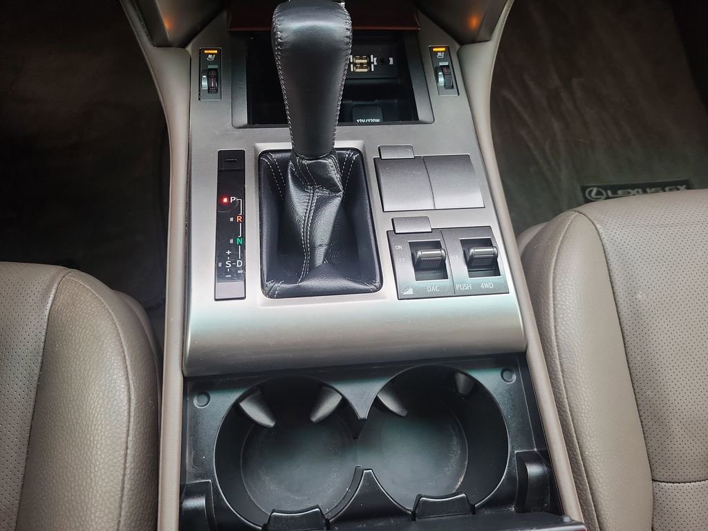 Used 2017 Lexus GX 460 Premium image 16