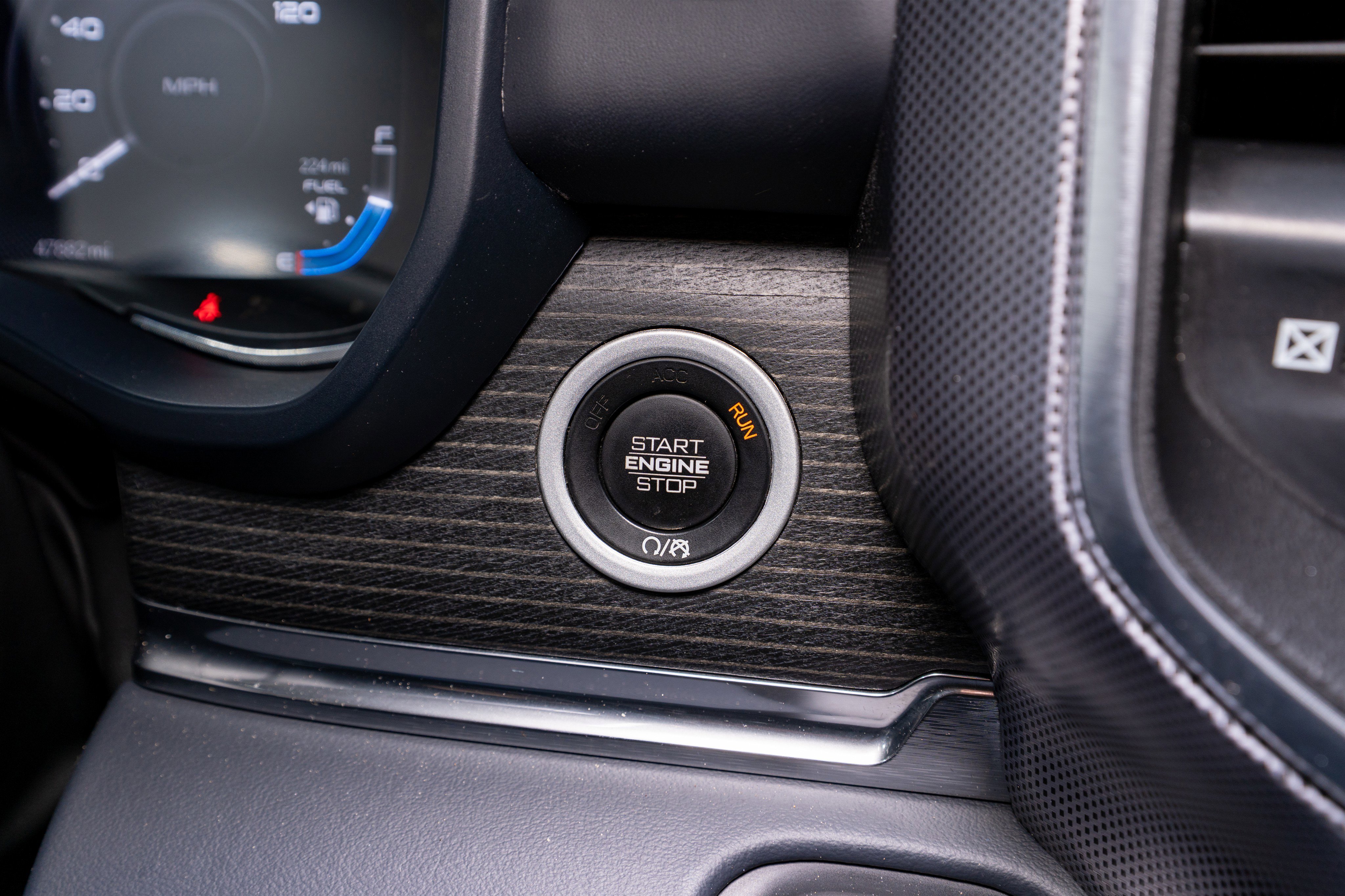 Used 2023 RAM 1500 Limited image 32