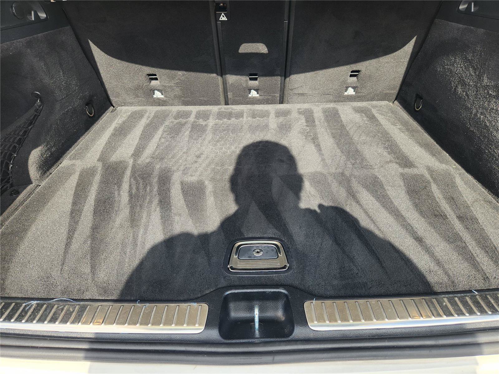 Used 2021 Mercedes-Benz GLC 300 4MATIC image 35