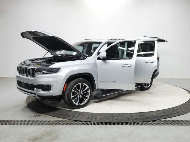 Used 2022 Jeep Wagoneer Series III w/ Premium Group I image 11