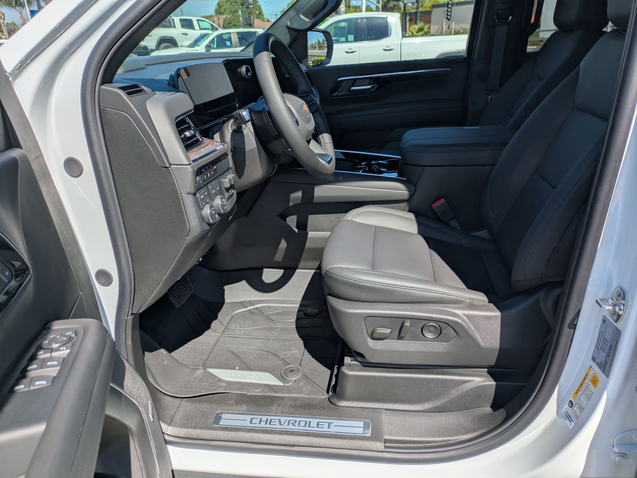 New 2026 Chevrolet Suburban LT w/ Comfort Package image 11