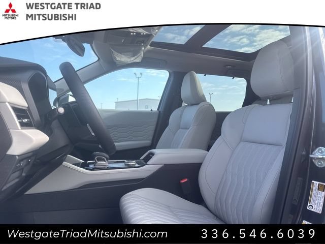 New 2026 Mitsubishi Outlander SEL FWD image 6