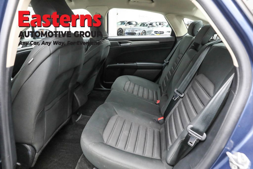 Used 2018 Ford Fusion SE image 21