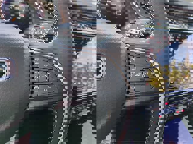 New 2025 Jeep Grand Cherokee L Altitude image 26