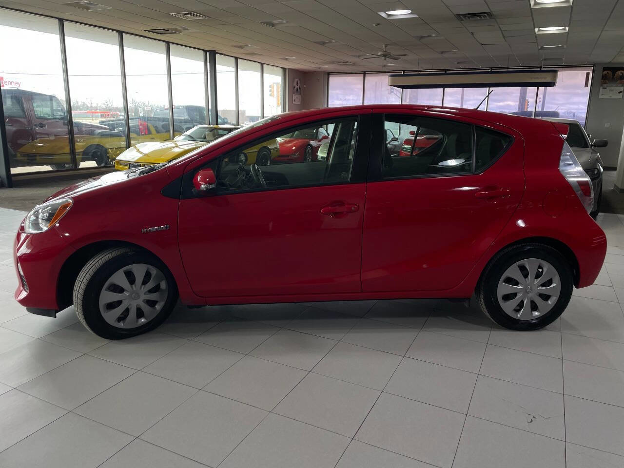 Used 2013 Toyota Prius C Two image 4