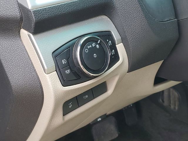 Used 2015 Ford Explorer XLT w/ Equipment Group 202B image 22