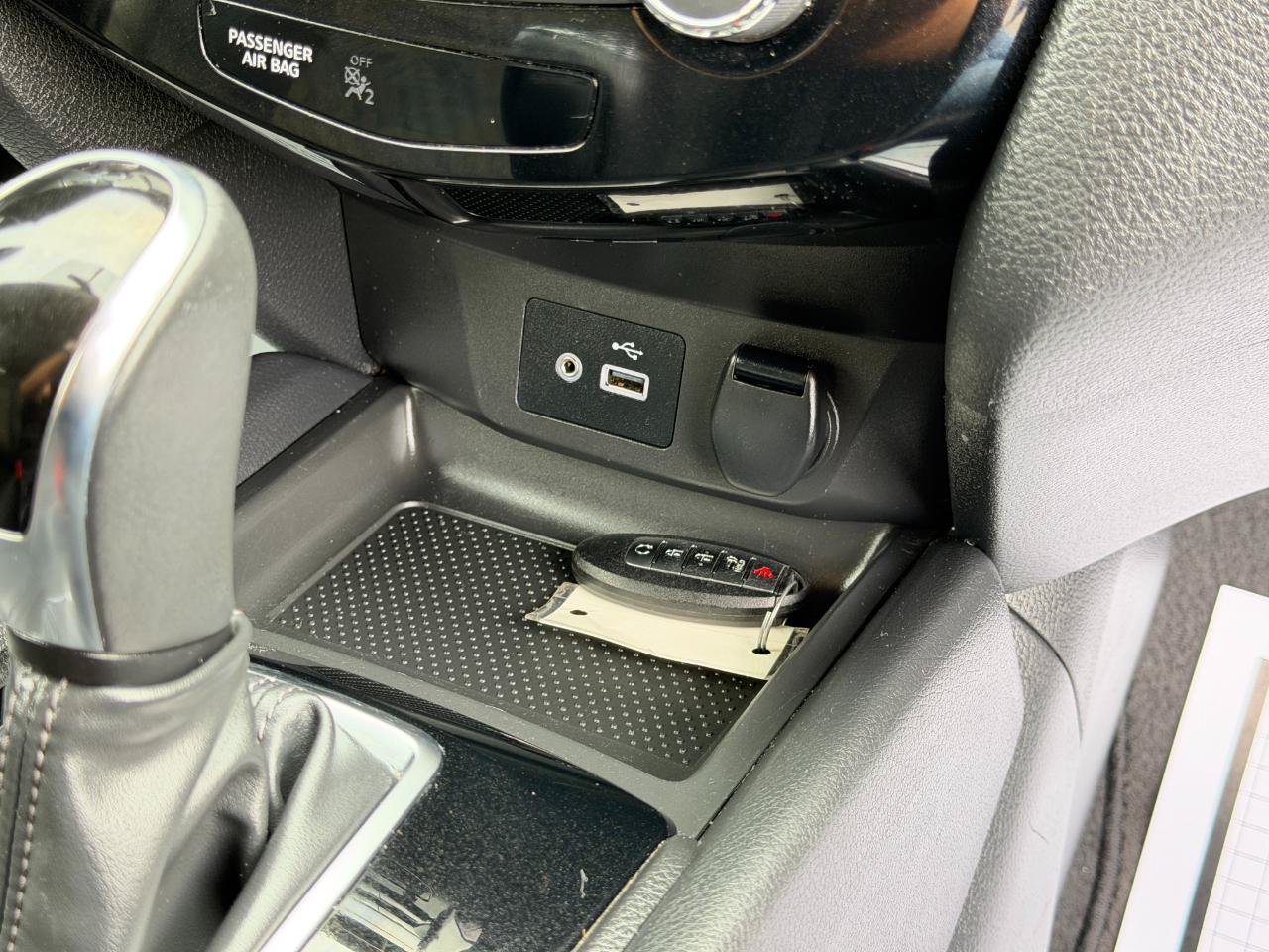 Used 2018 Nissan Rogue SV AWD/4WD image 51