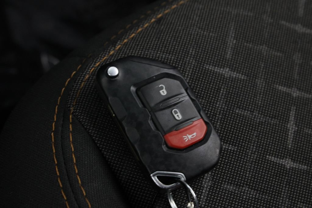 Used 2026 Jeep Gladiator Mojave image 28