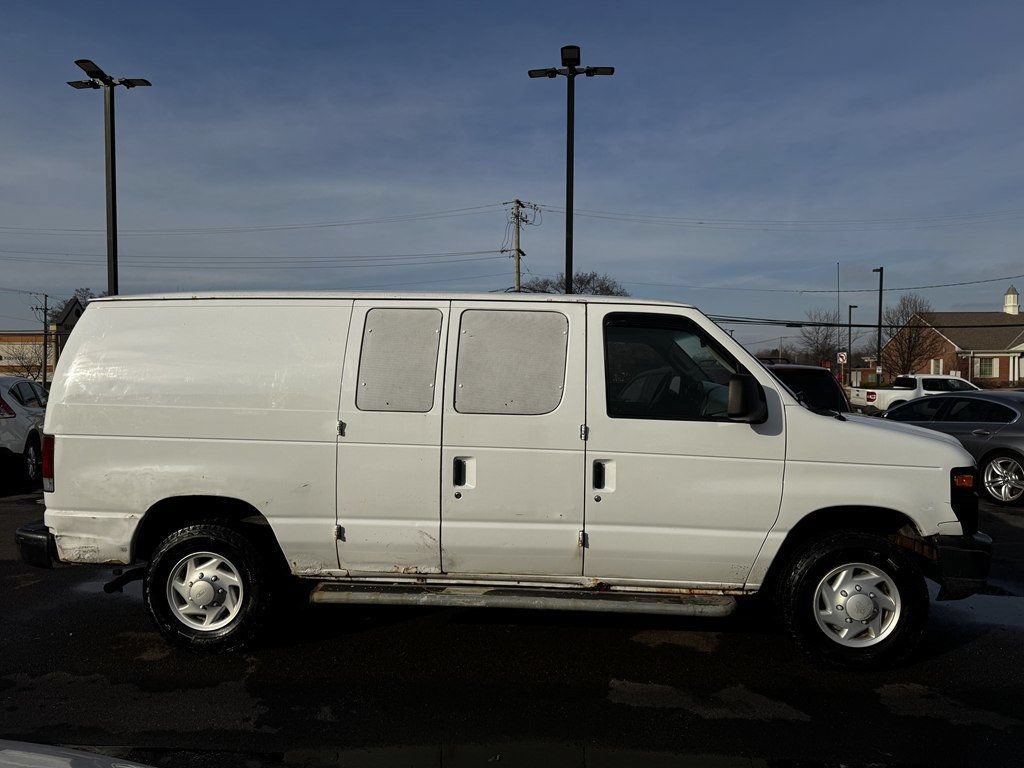 Used 2008 Ford E-250 and Econoline 250 RWD image 4