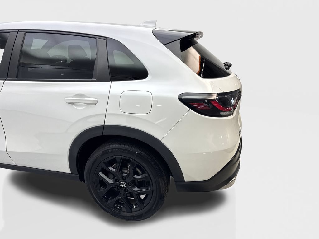 Used 2023 Honda HR-V Sport image 16