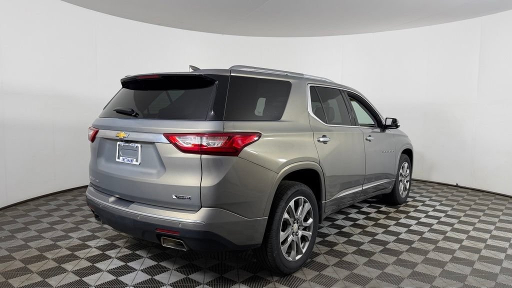 Used 2018 Chevrolet Traverse Premier AWD/4WD image 8