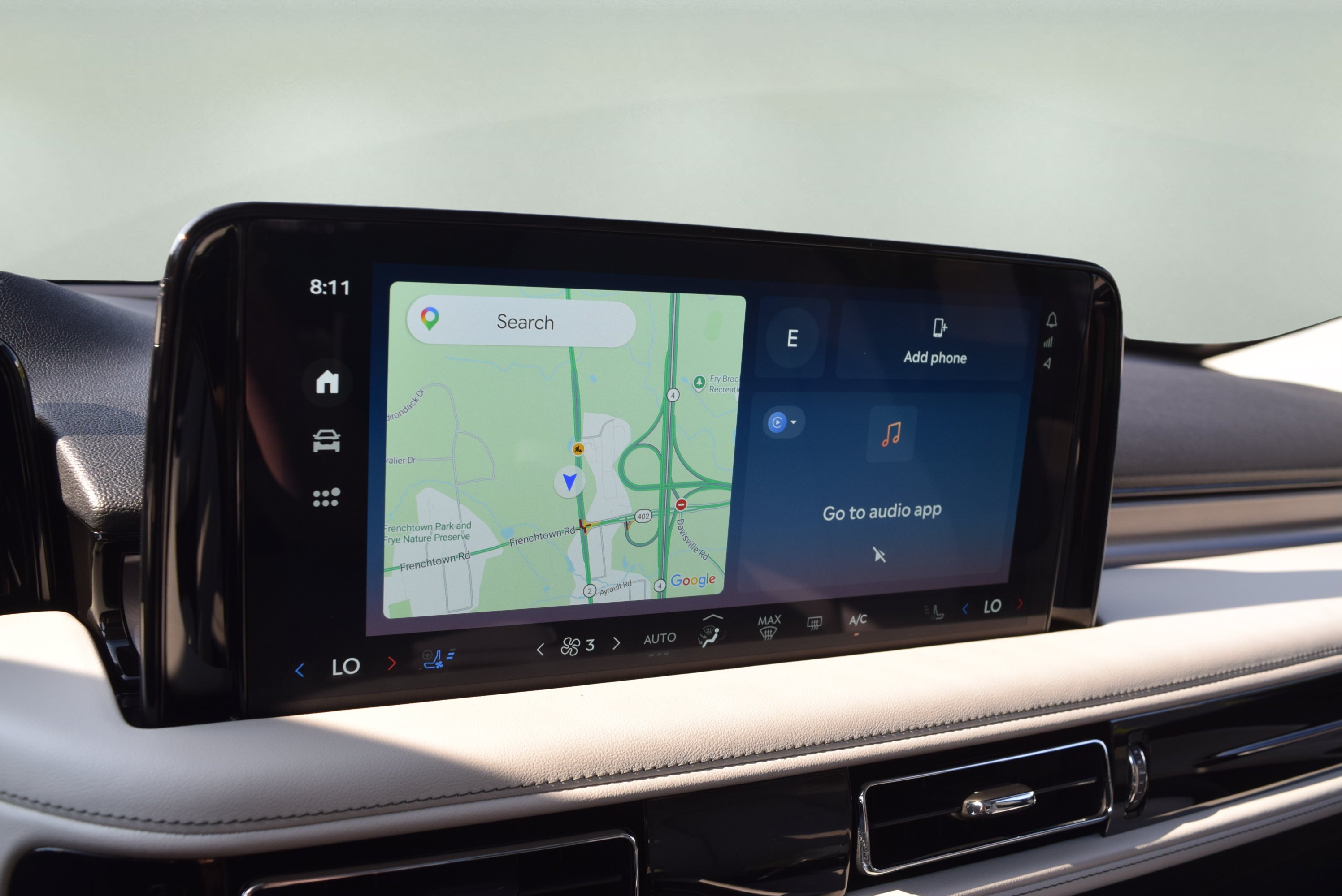 Used 2025 Lincoln Aviator AWD image 15