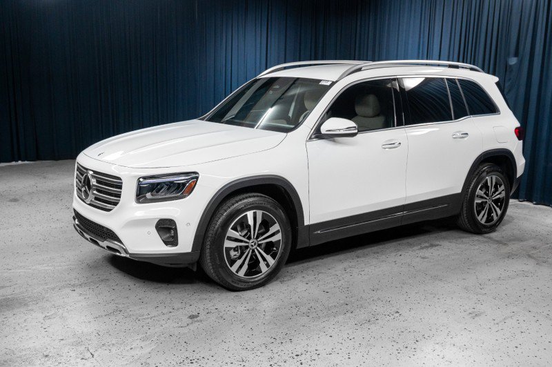New 2025 Mercedes-Benz GLB 250