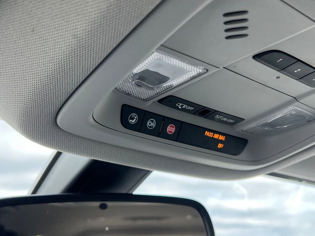 Used 2018 GMC Acadia SLT image 25