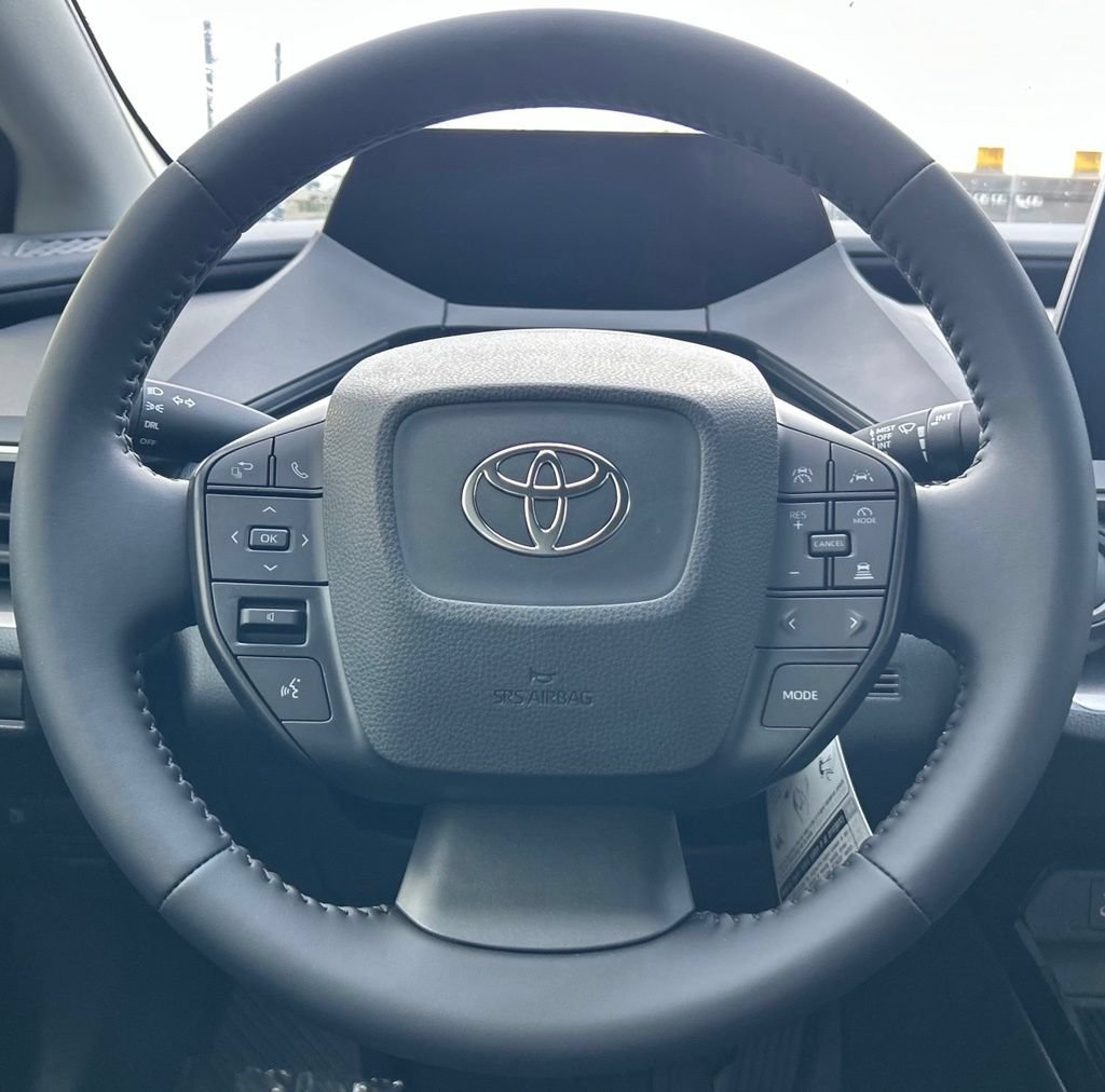 New 2027 Toyota Prius LE FWD image 20