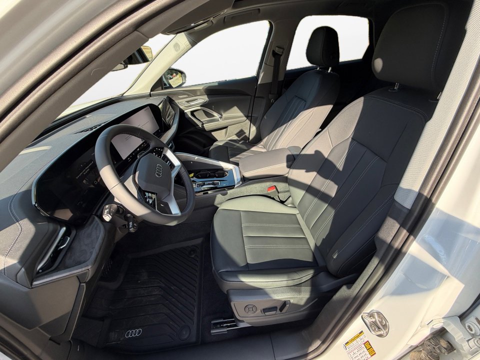 New 2026 Audi Q5 Premium Plus AWD/4WD image 9