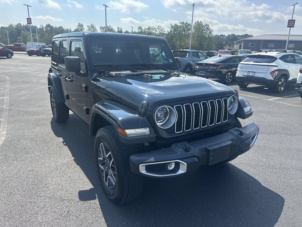 Used 2026 Jeep Wrangler Unlimited Sahara AWD/4WD image 1