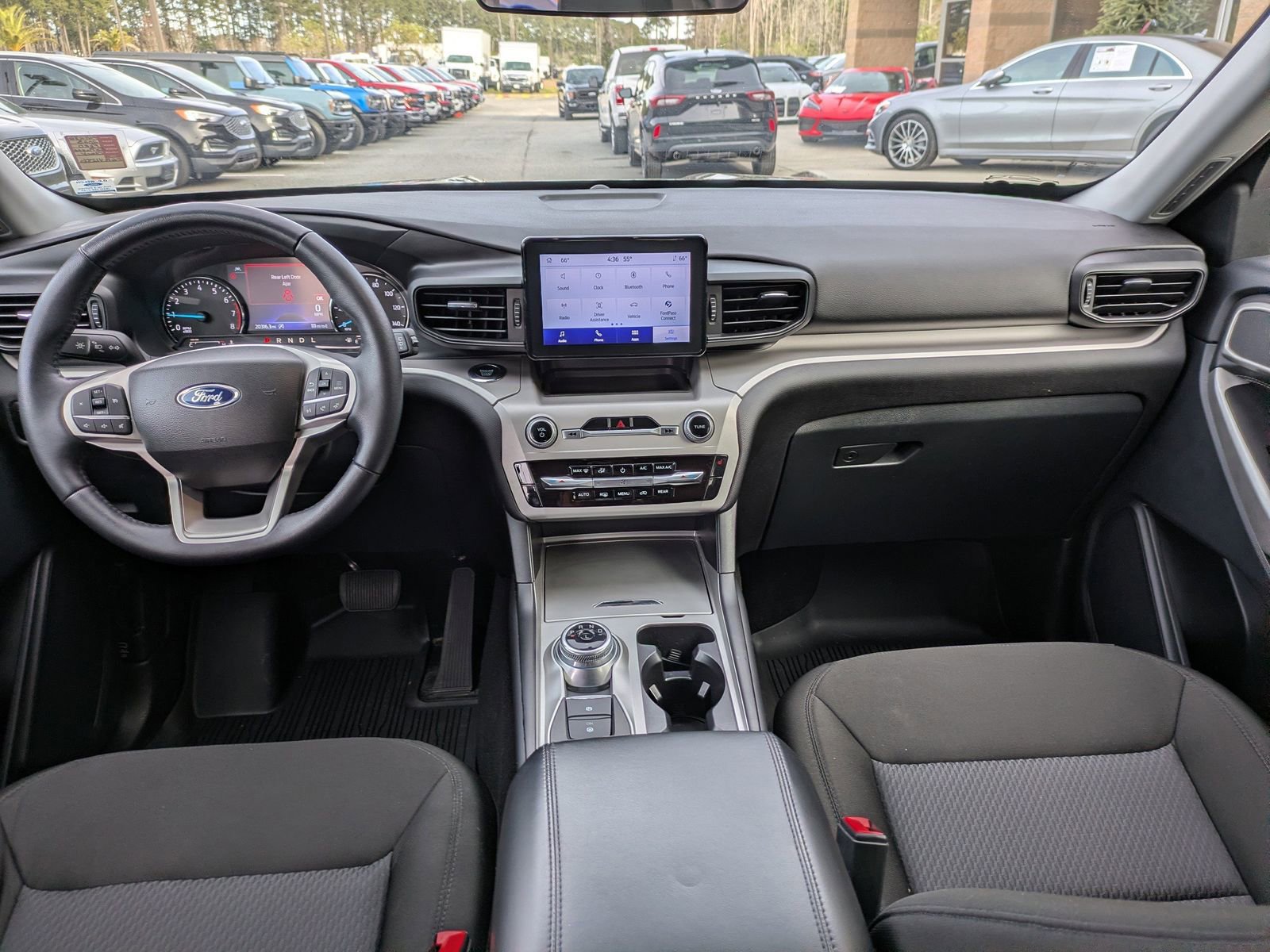 Certified 2023 Ford Explorer XLT image 17