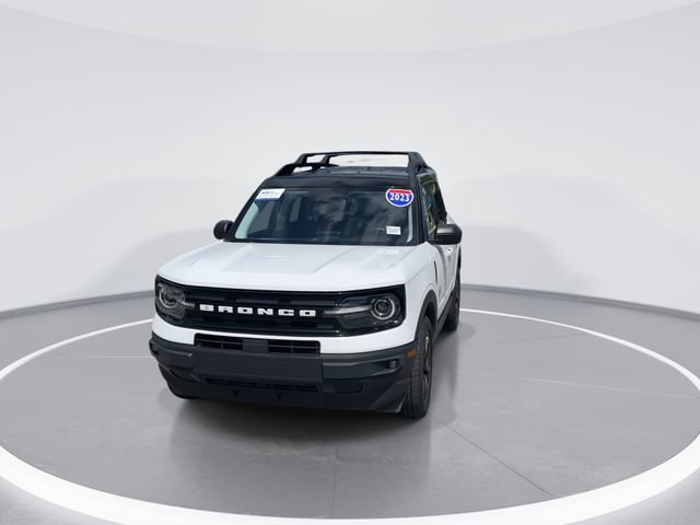 Used 2023 Ford Bronco Sport Outer Banks w/ Tech Package AWD/4WD image 2