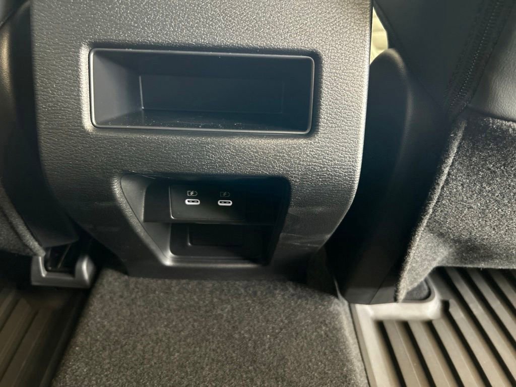 New 2026 Mitsubishi Outlander LE FWD image 26