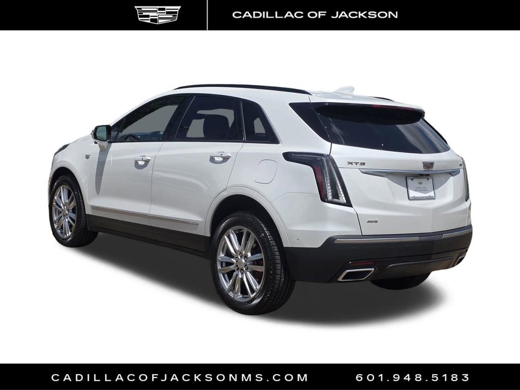 Certified 2023 Cadillac XT5 Sportv w/ Technology Package AWD/4WD image 7