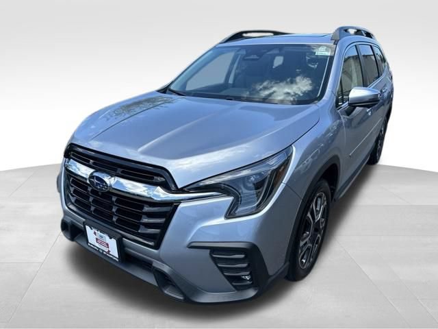Used 2023 Subaru Ascent Limited w/ Technology Package AWD/4WD image 3