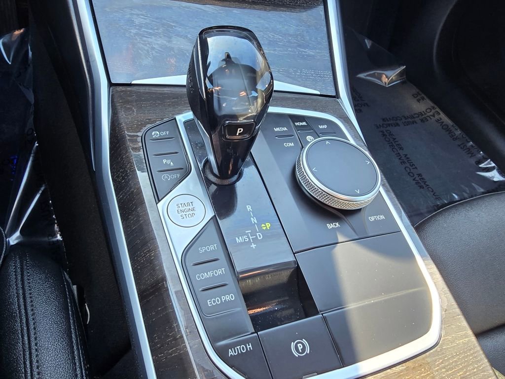 Used 2021 BMW 330i xDrive Sedan w/ Premium Package image 28