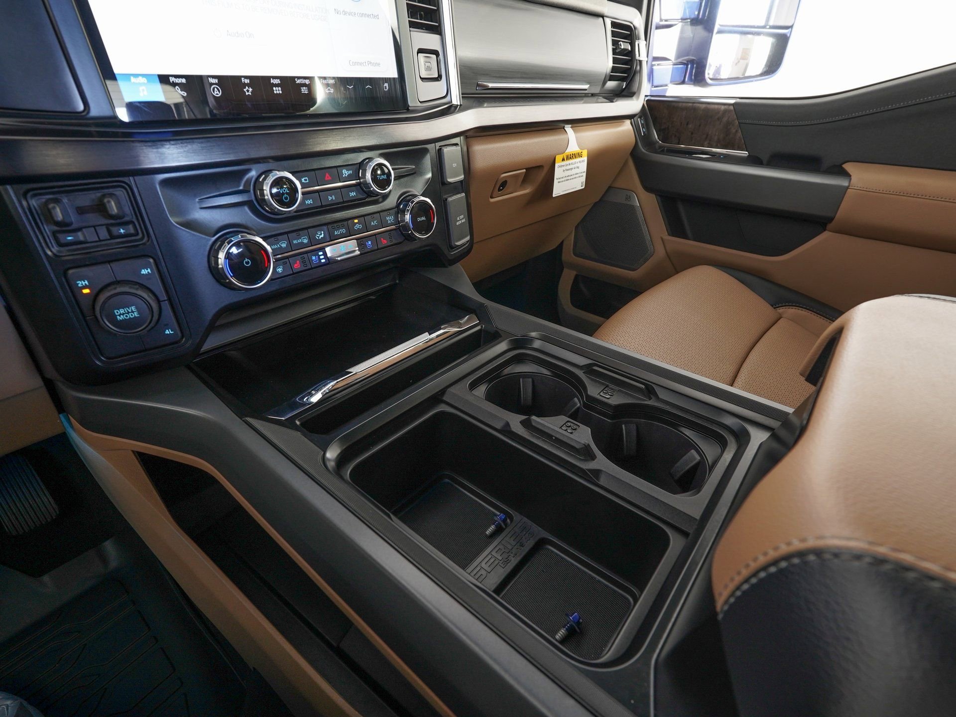 Used 2026 Ford F450 Lariat w/ FX4 Off-Road Package image 24